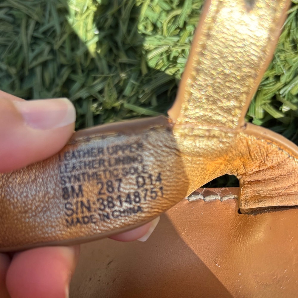 Tory Burch - RARE! Gold Sandals - Picture 3 of 9